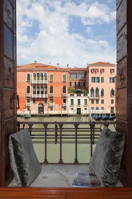 Palazzo Alvera Grand Canal البندقية المظهر الخارجي الصورة